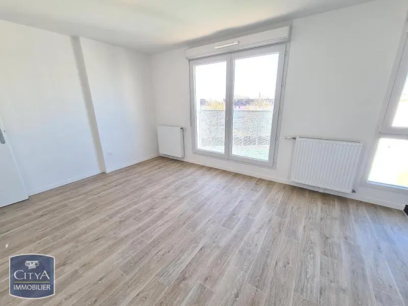 Guyancourt (78280) Appartement 3 pièces 59.37m² photo 2