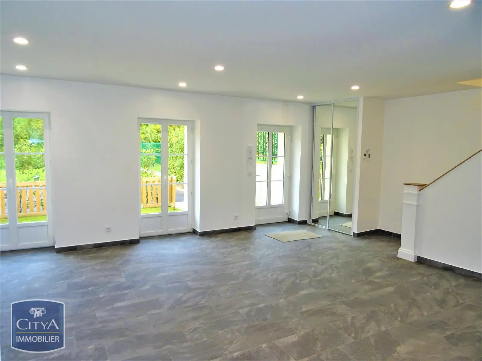 Photo 2 Maison 4 pièces 74.71m²