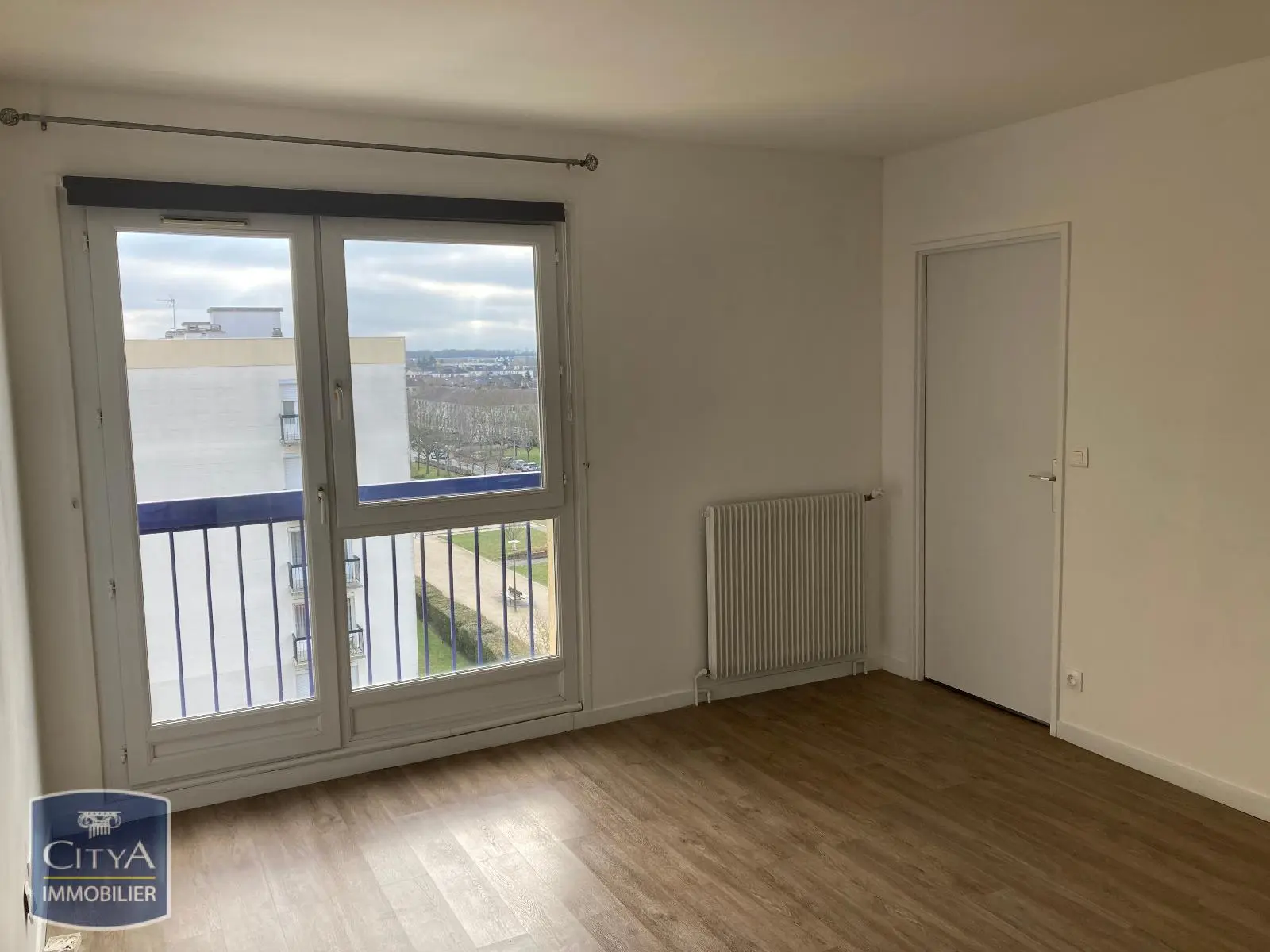 Photo 1 Appartement 1 pièce 25.68m²