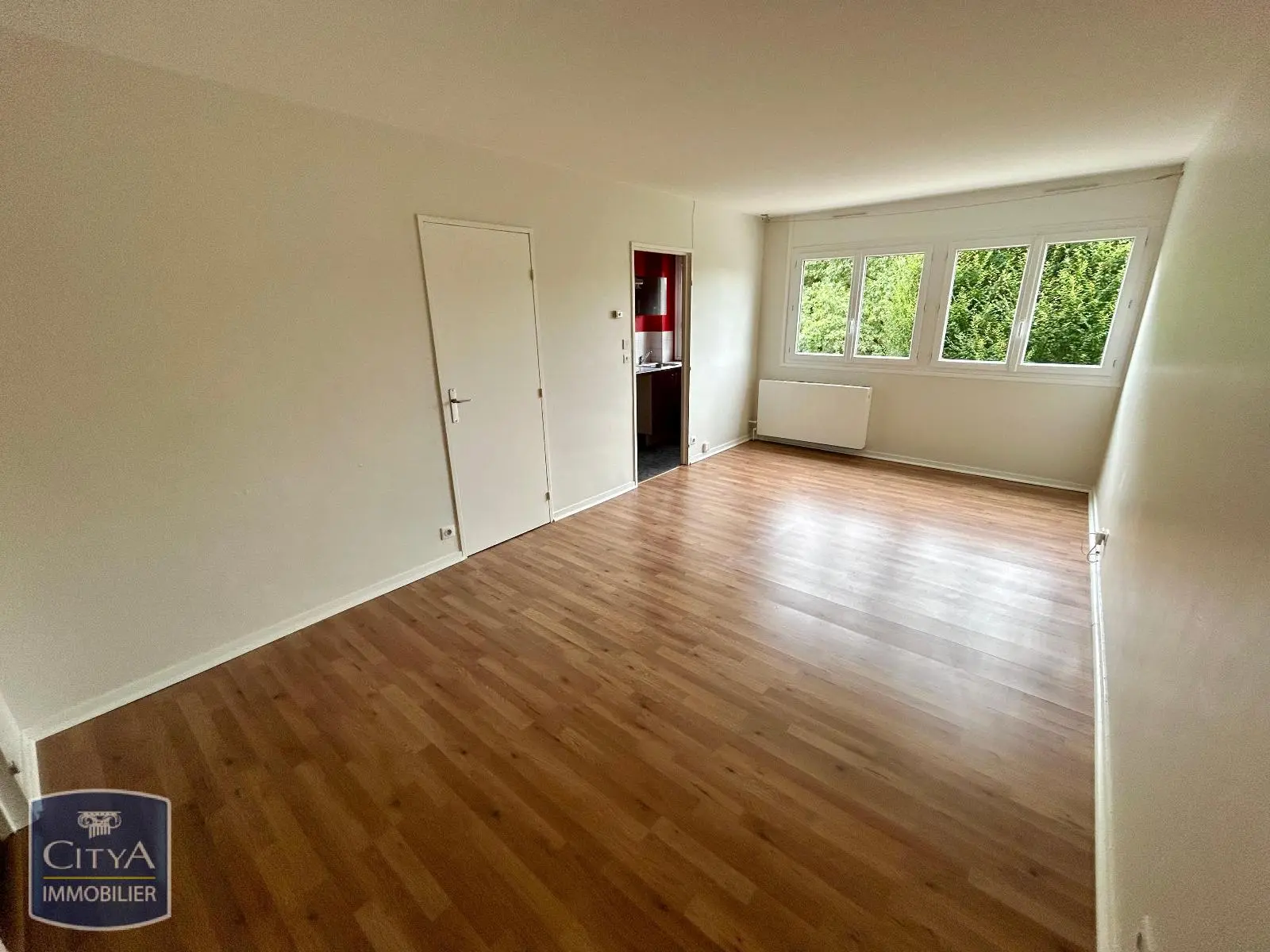Photo 1 Appartement 1 pièce 33.47m²