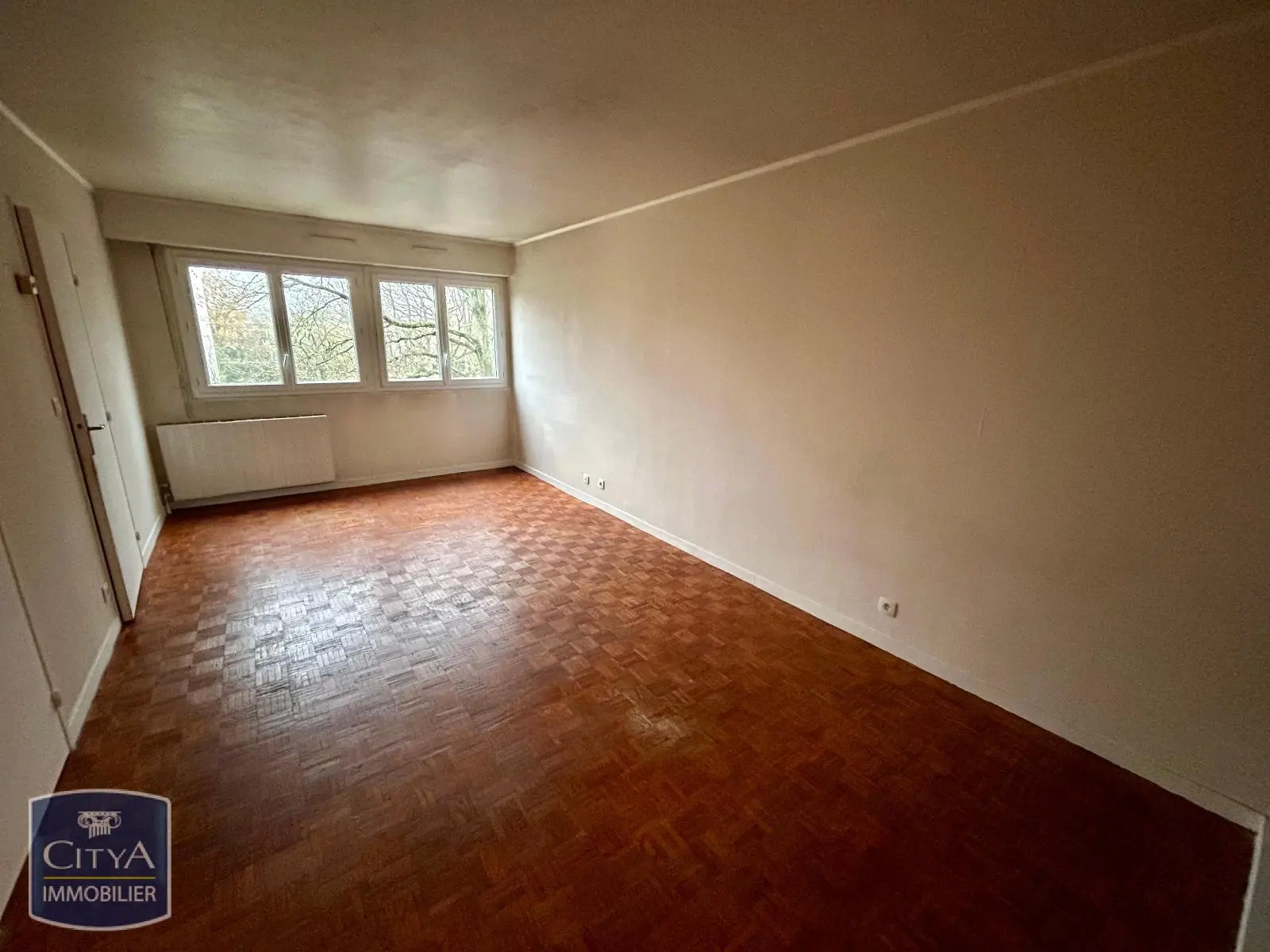 Photo 1 Appartement 1 pièce 33.43m²