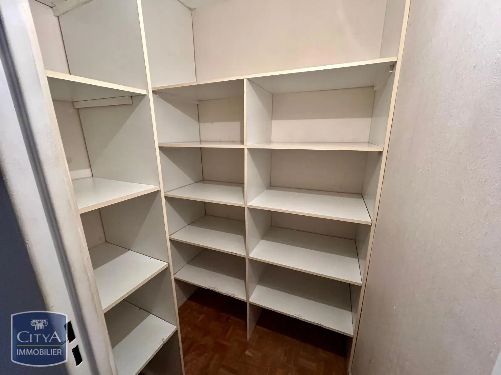 Photo 3 Appartement 1 pièce 33.43m²