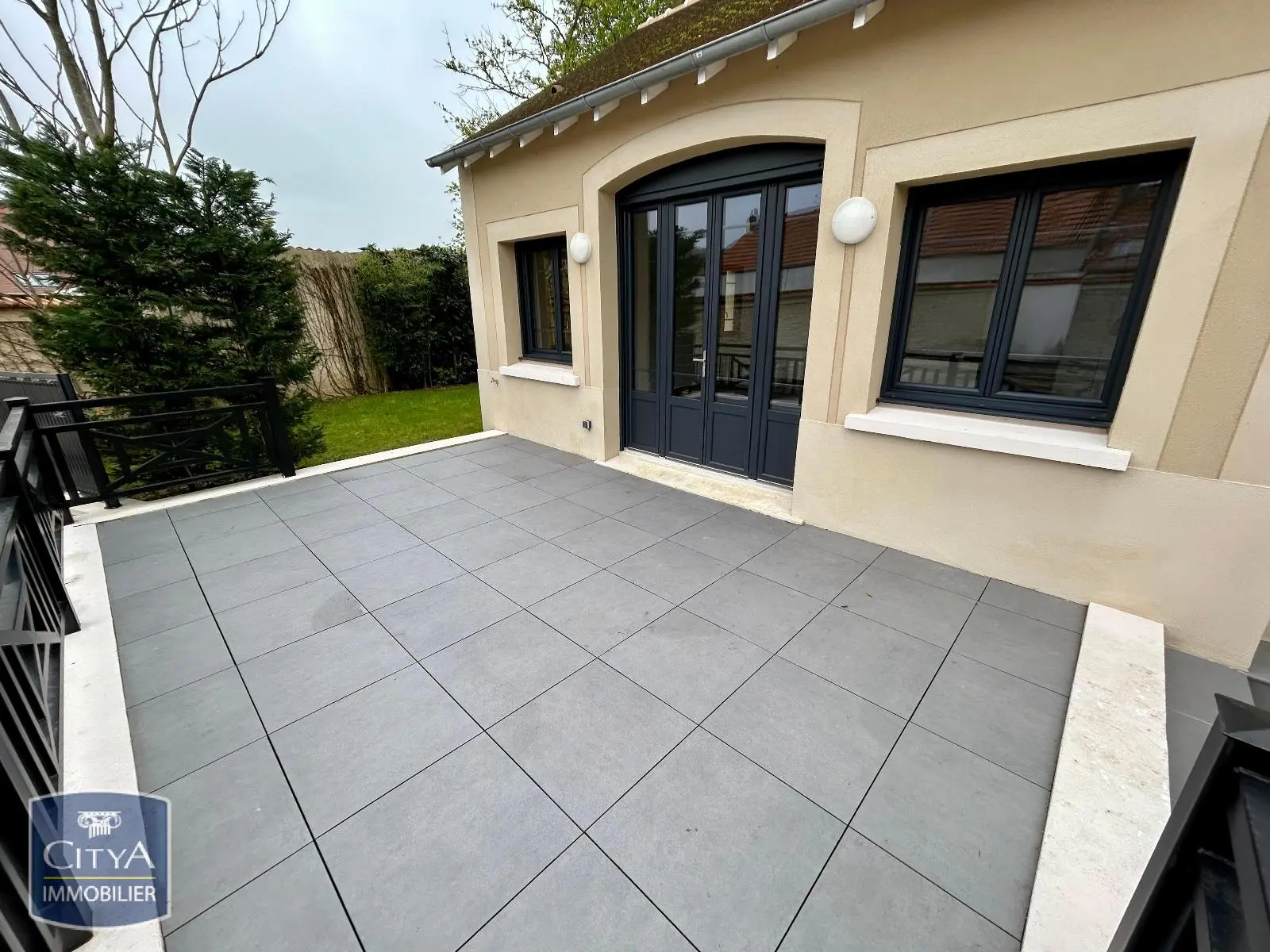 Photo 2 Maison 4 pièces 111m²