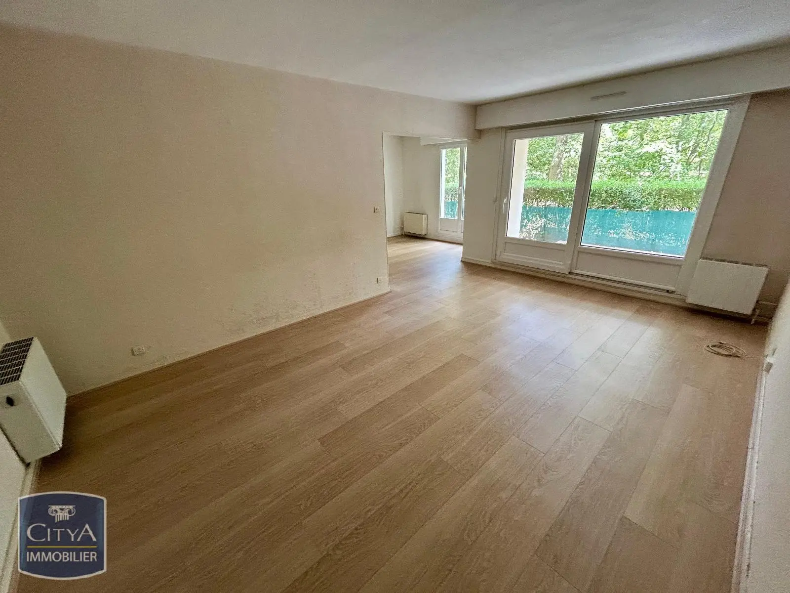 Photo 1 Appartement 5 pièces 104.77m²