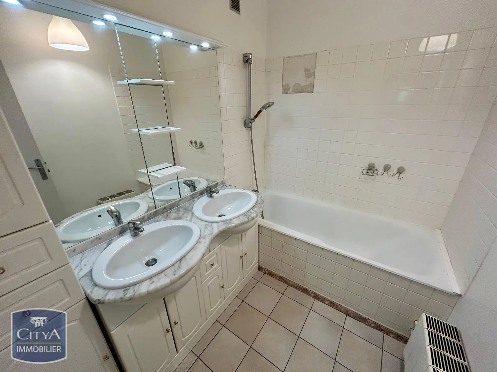 Photo 9 Appartement 5 pièces 104.77m²