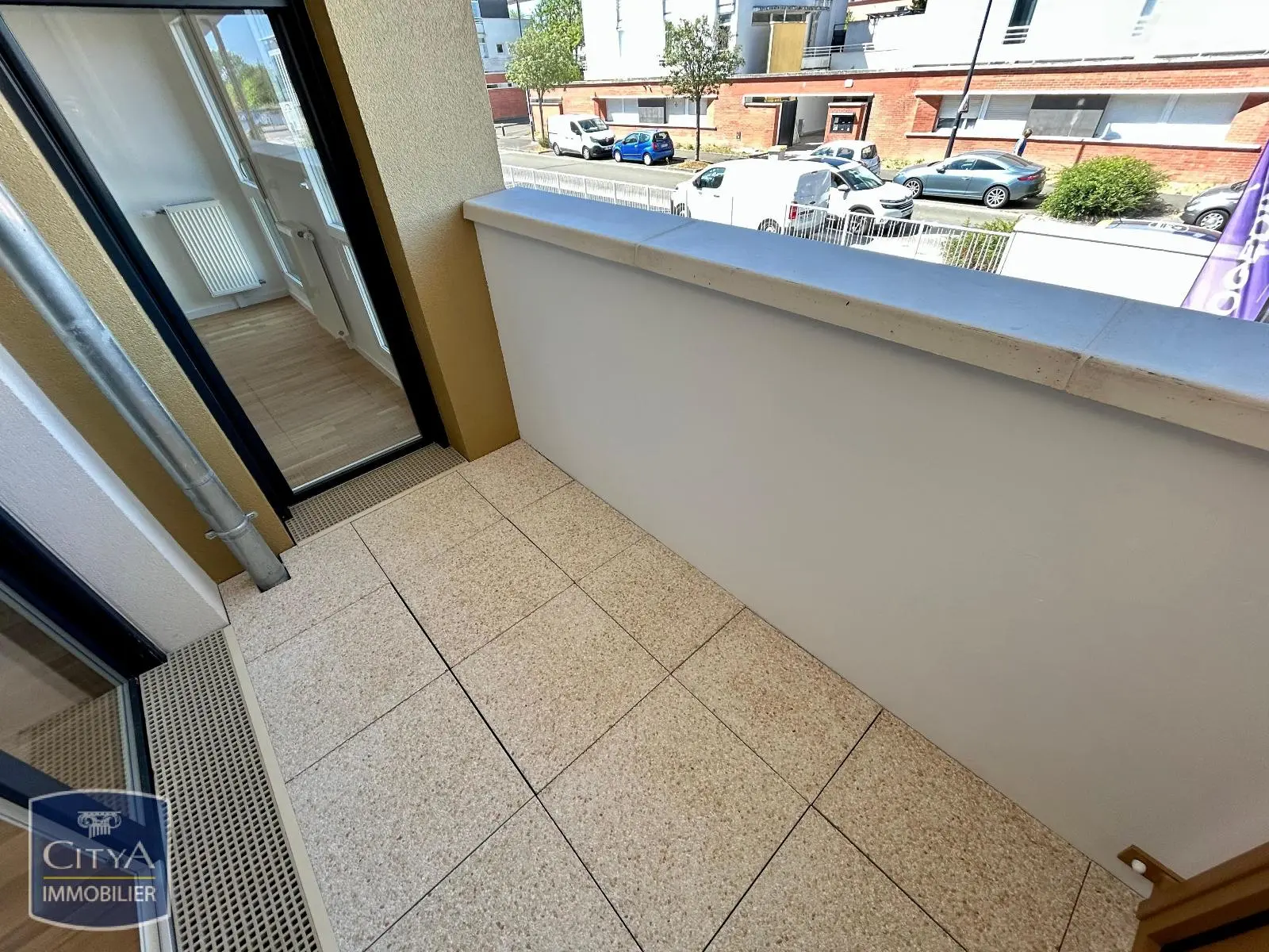 Élancourt (78990) Appartement 2 pièces 50.1m² photo 2
