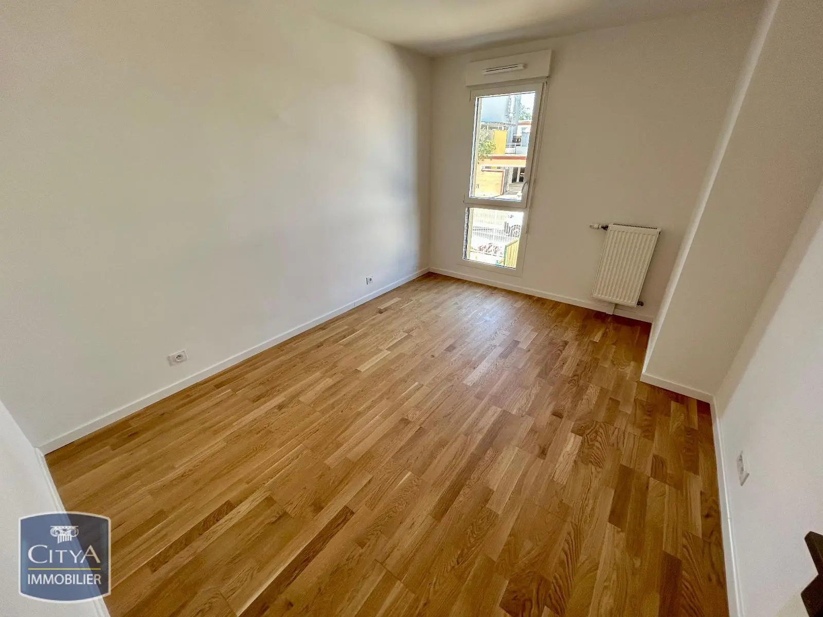 Élancourt (78990) Appartement 2 pièces 50.1m² photo 3