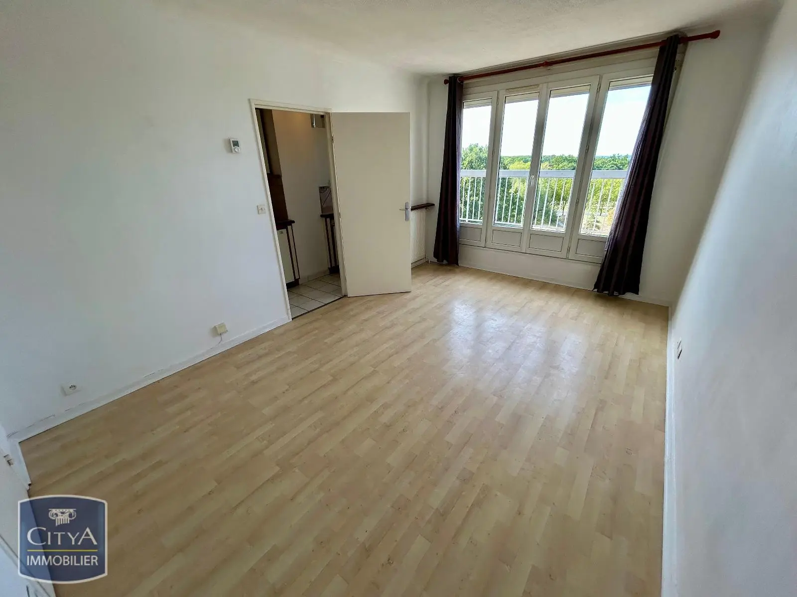 Photo 1 appartement Maurepas