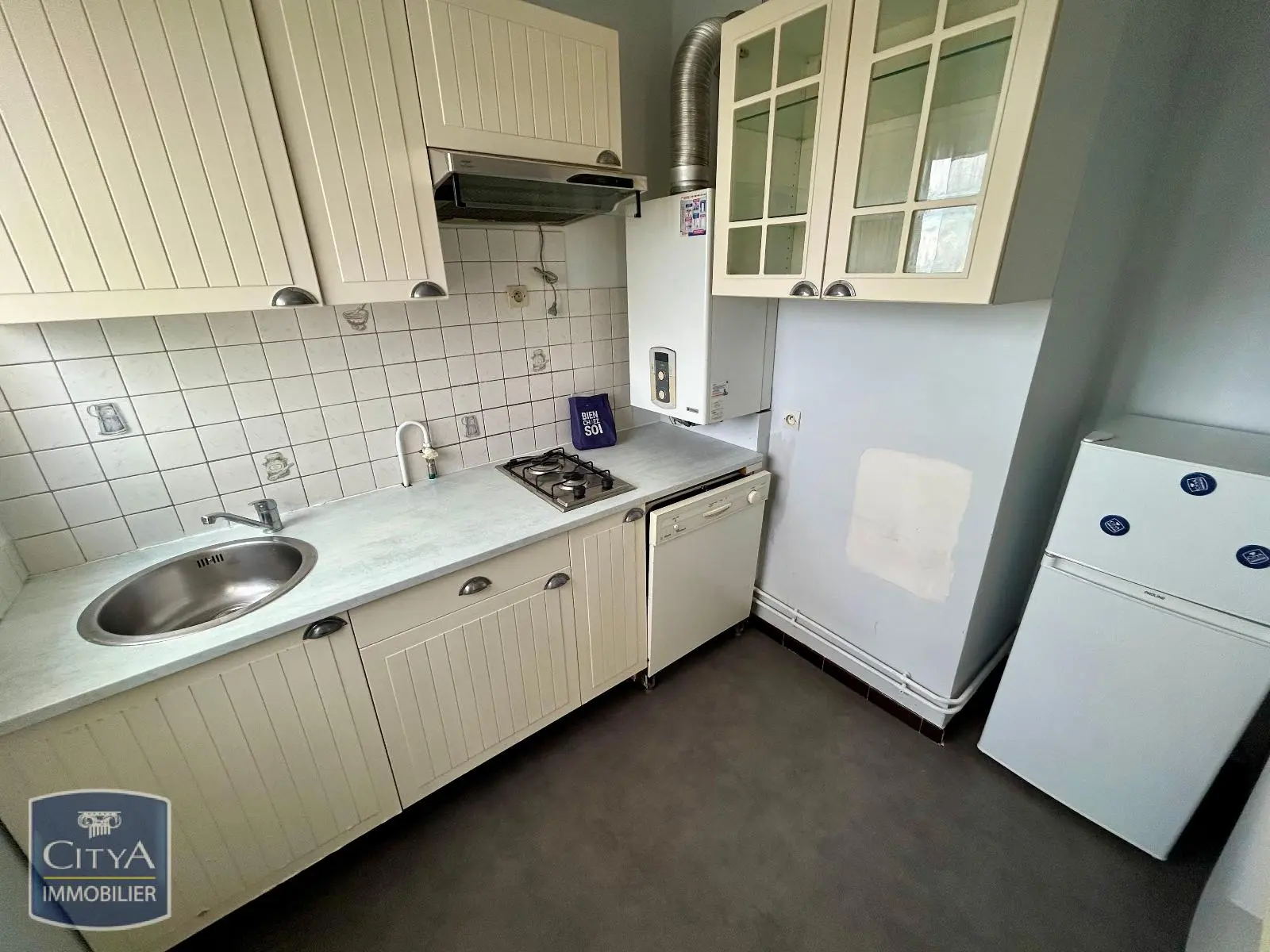 Photo 2 Appartement 1 pièce 25.68m²
