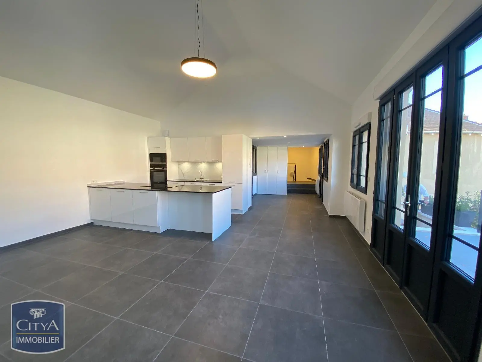 Photo 5 Maison 4 pièces 111m²