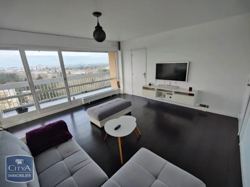 Photo Appartement 4 pièces 80.02m²