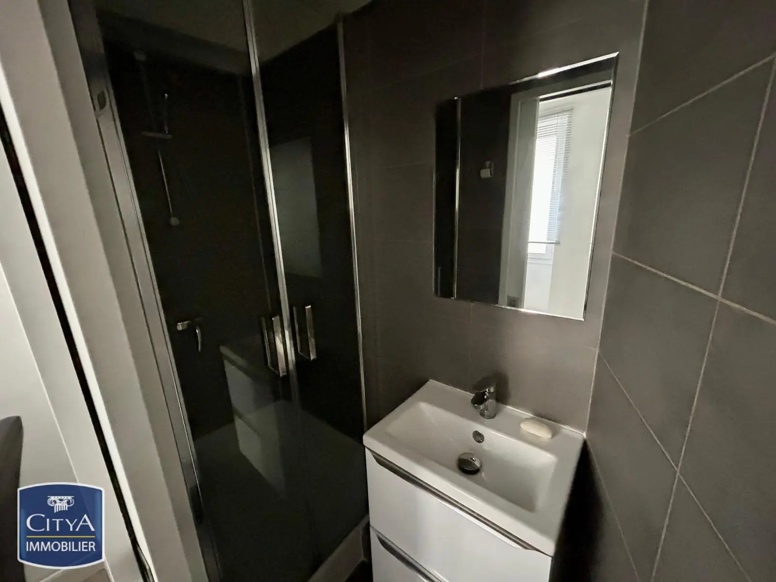 Photo 4 Appartement 1 pièce 24.08m²