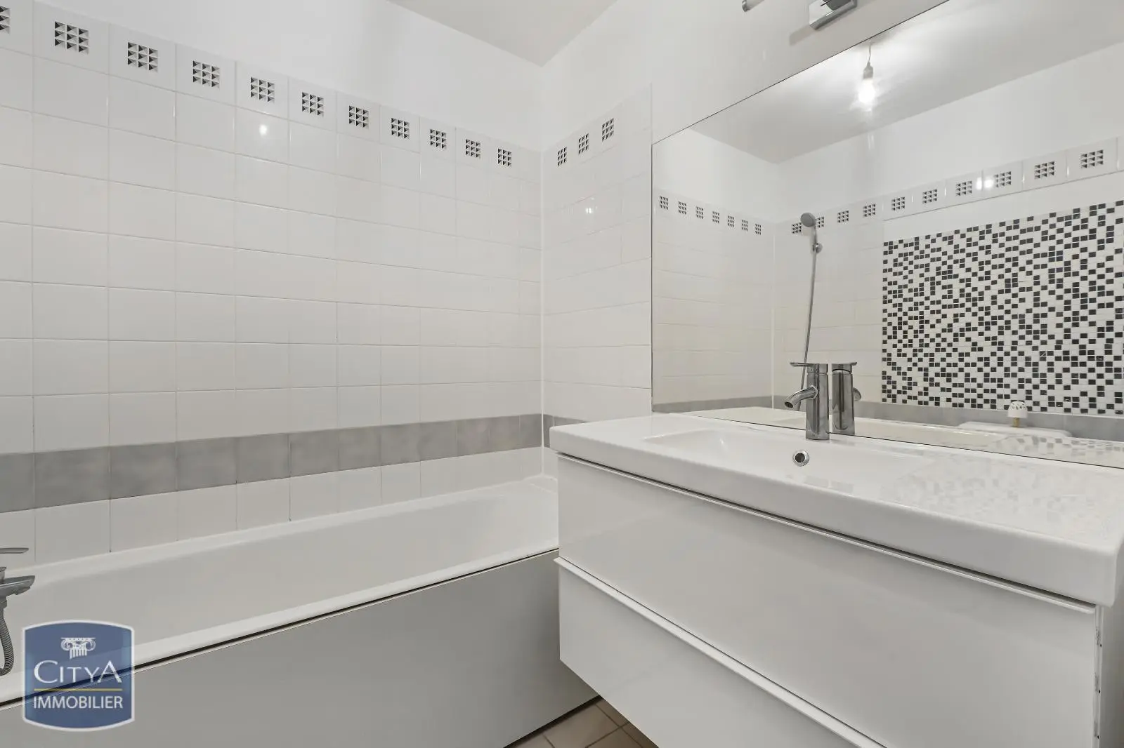 Photo 12 Appartement 5 pièces 119.07m²