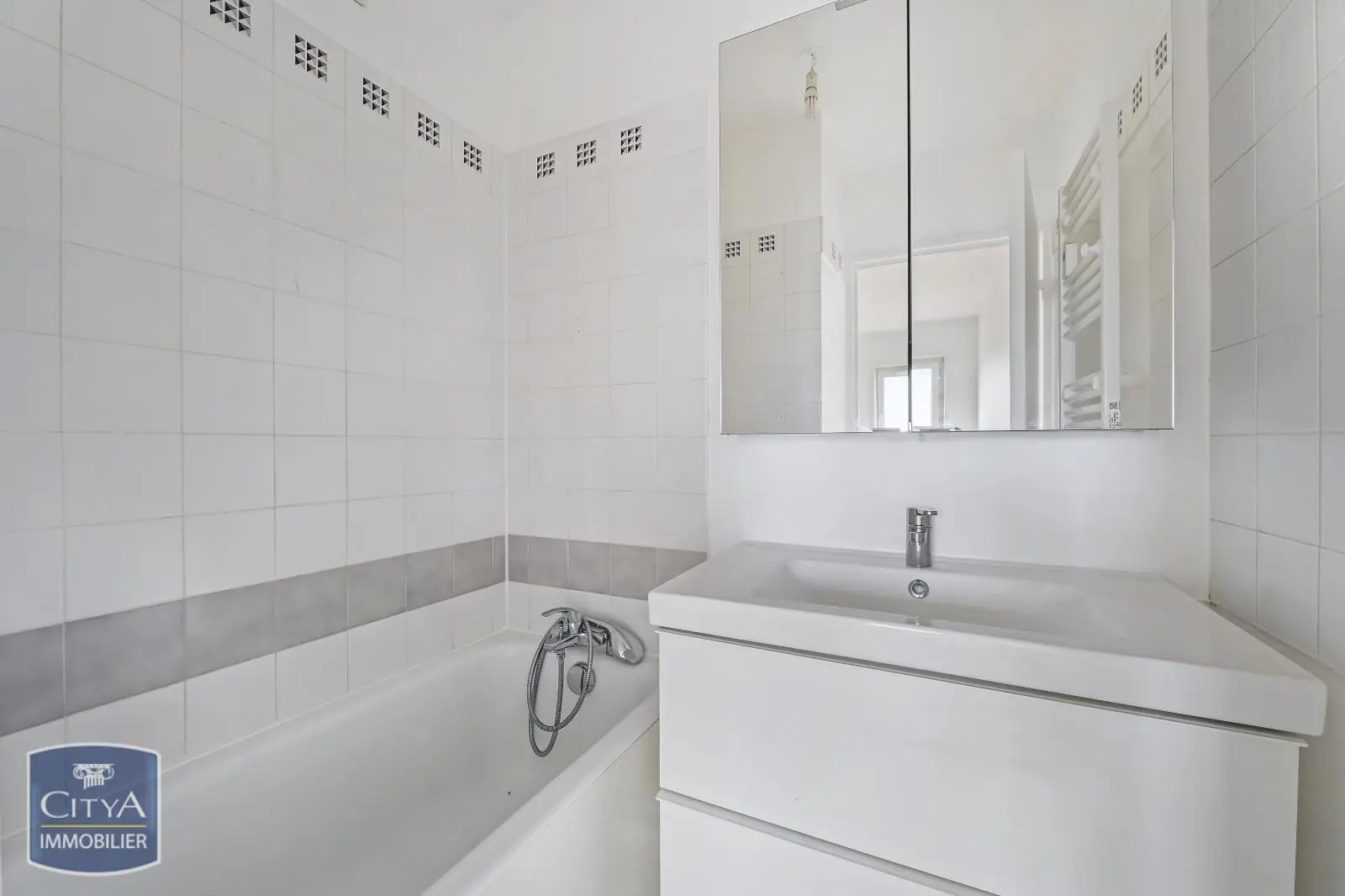 Photo 19 Appartement 5 pièces 119.07m²