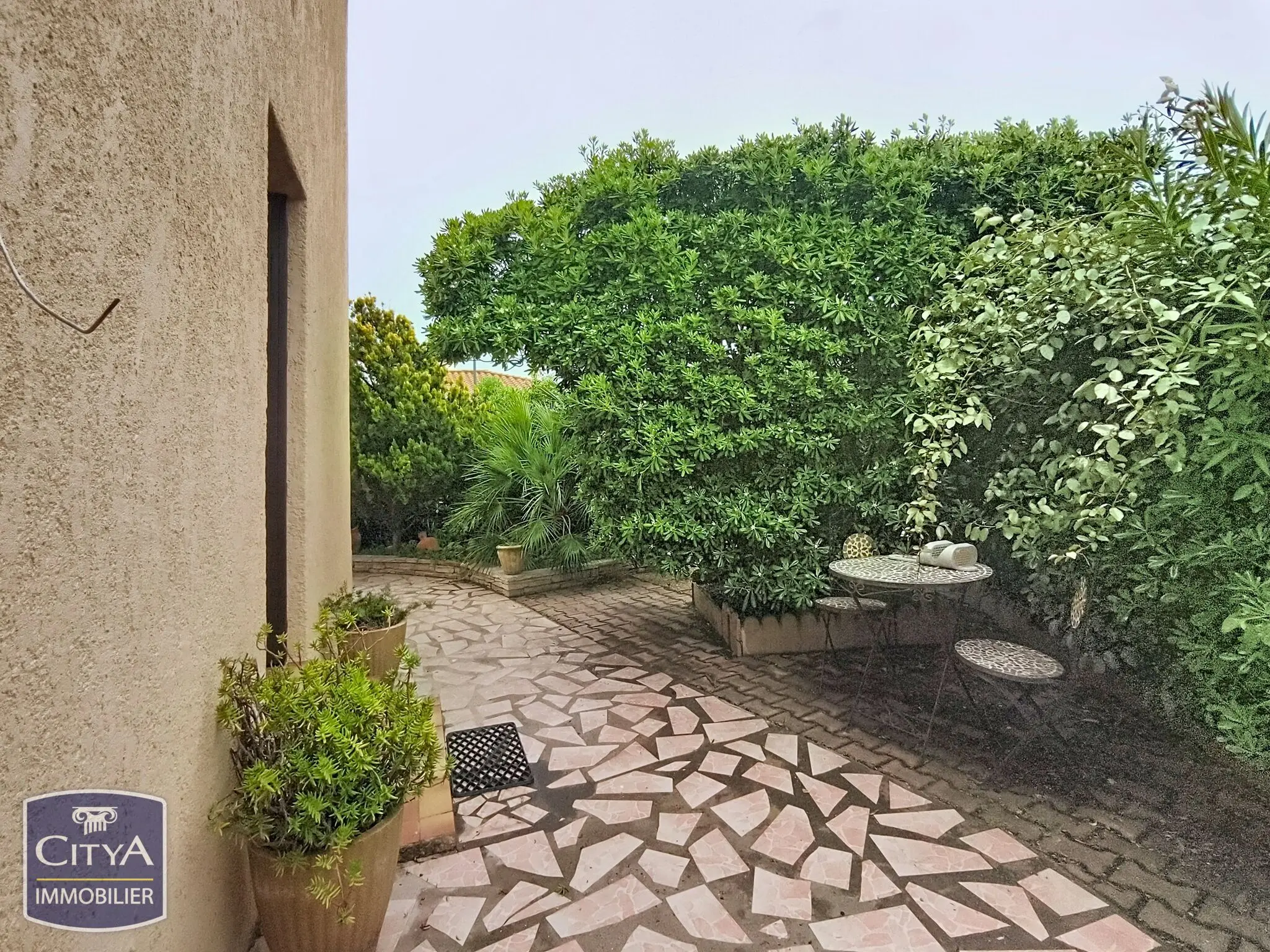 Photo 2 Immeuble 157m²