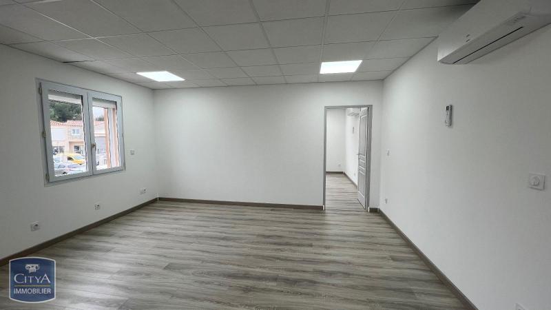 Photo Local Commercial 77.87m²