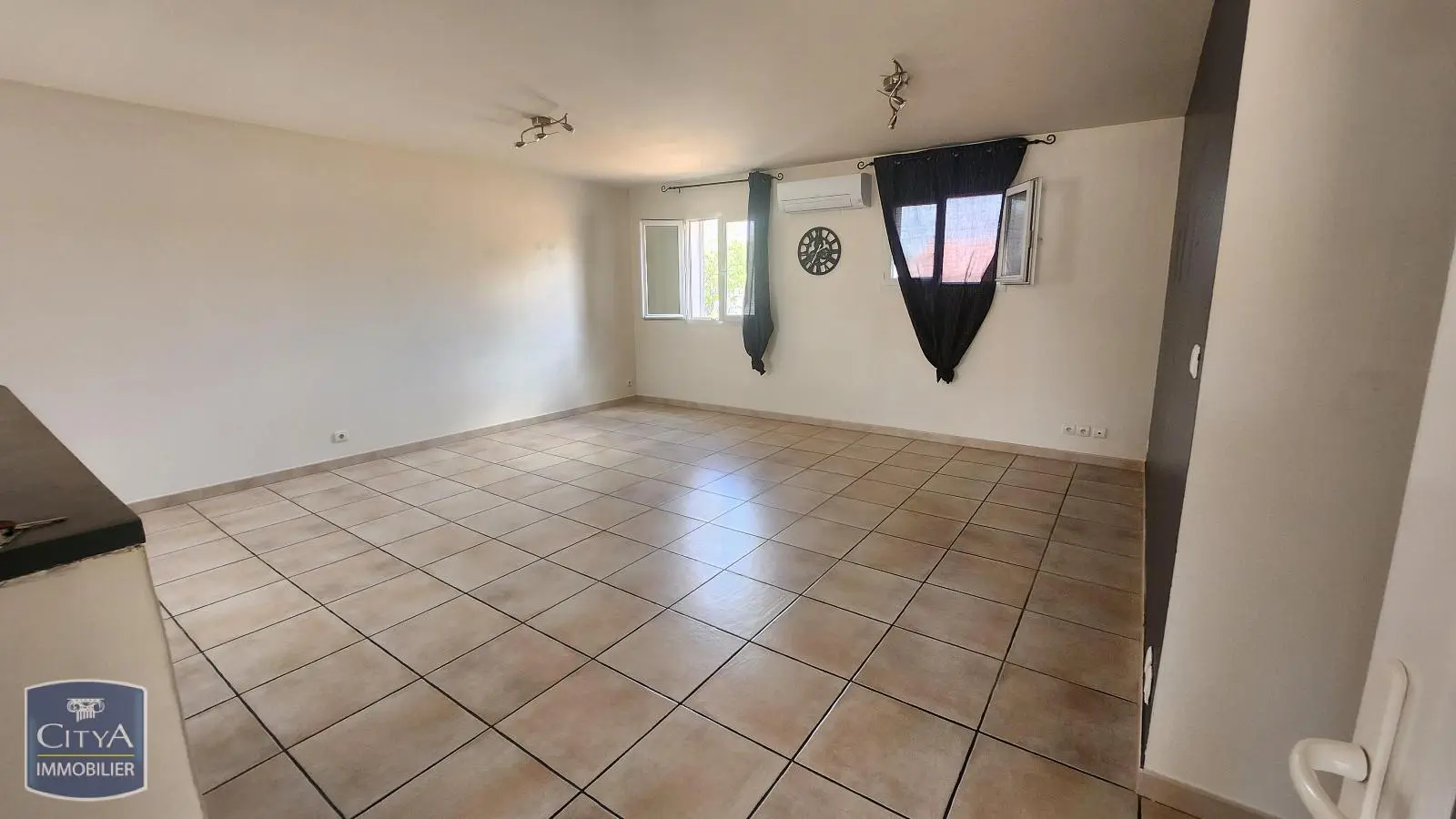 Photo 2 Appartement 4 pièces 77.88m²