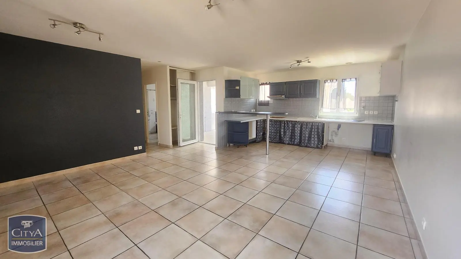 Photo 3 Appartement 4 pièces 77.88m²