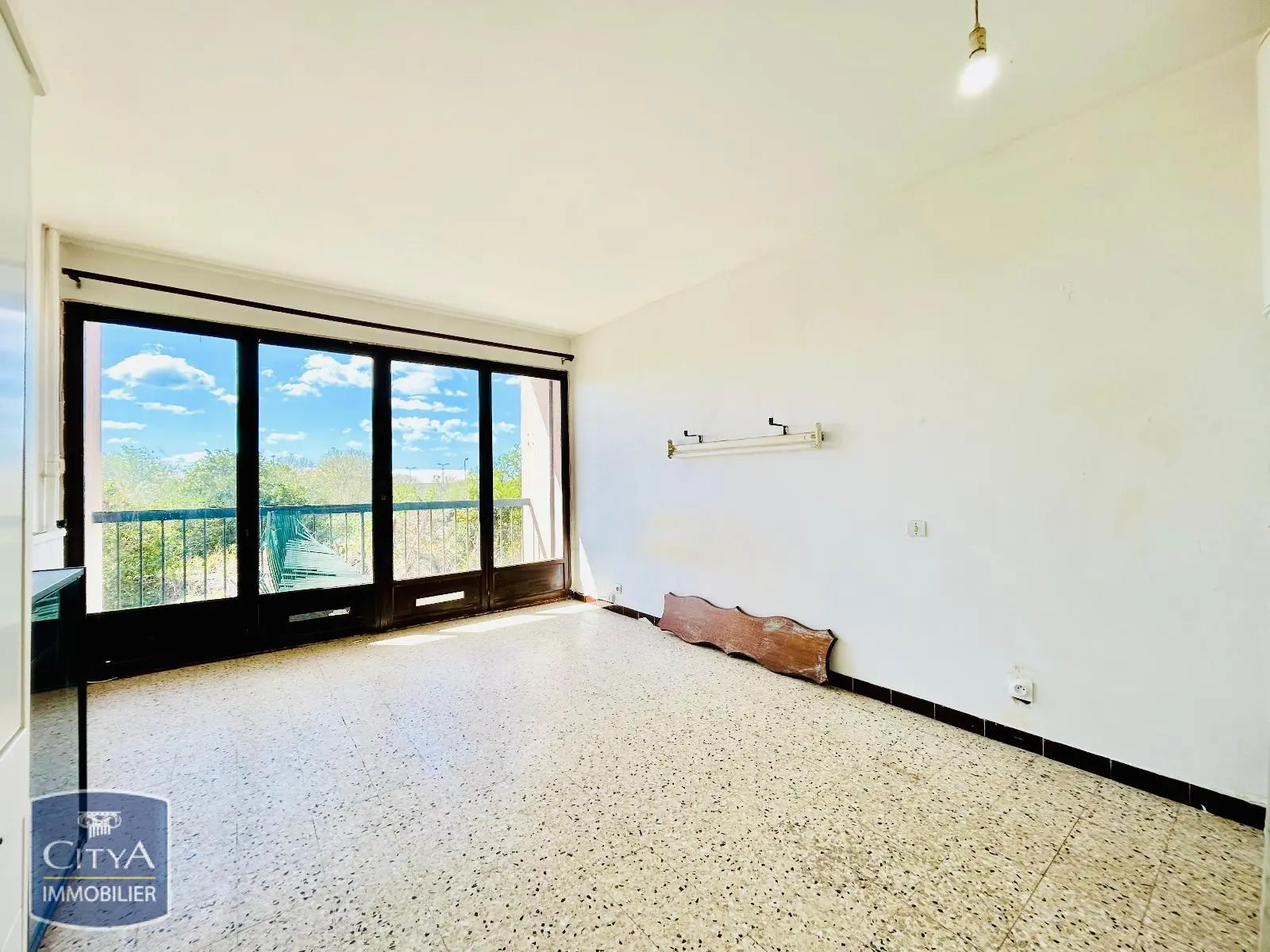 Photo 1 Appartement 1 pièce 22.44m²