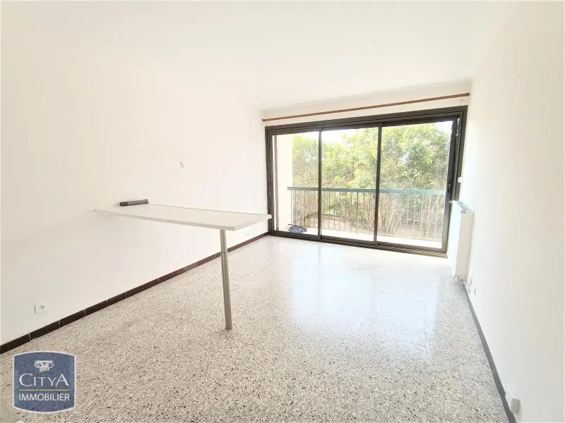 Photo 2 Appartement 1 pièce 22.7m²