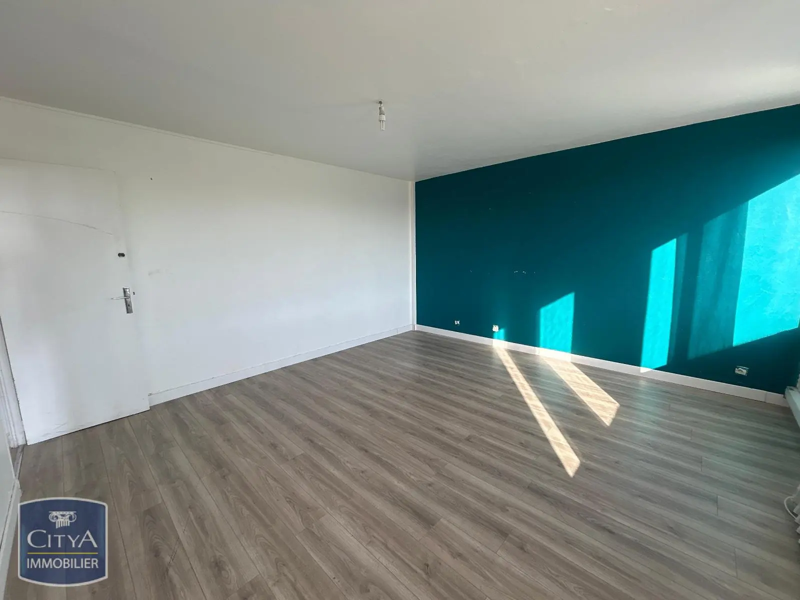 Photo 2 Local Commercial 54.73m²