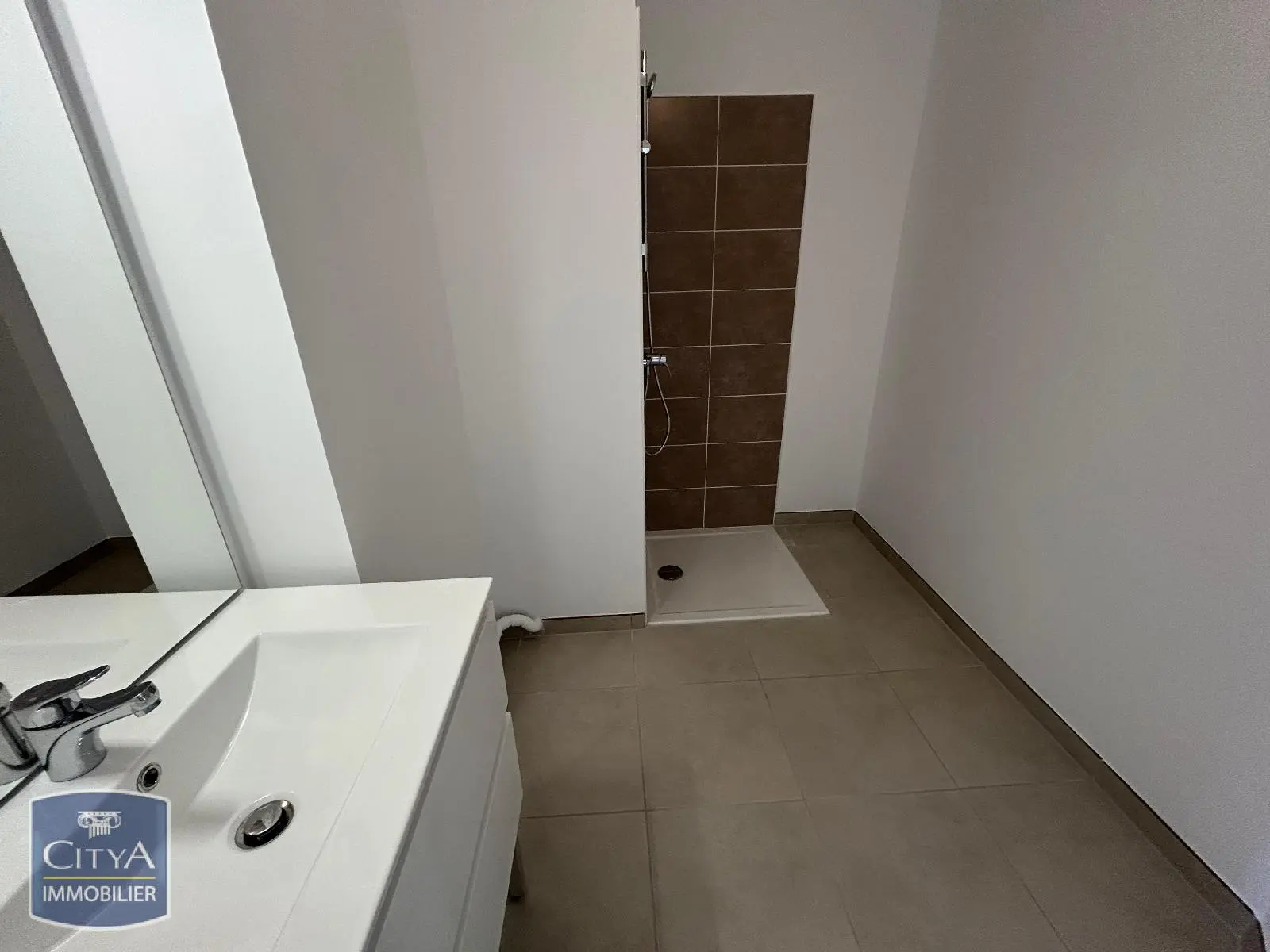 Photo 5 Appartement 1 pièce 48.04m²