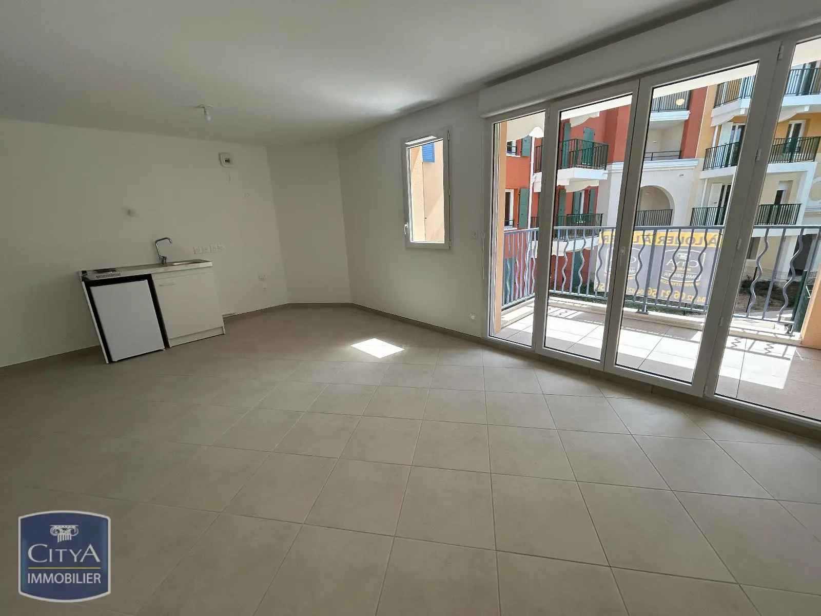 Photo 3 Appartement 1 pièce 48.04m²