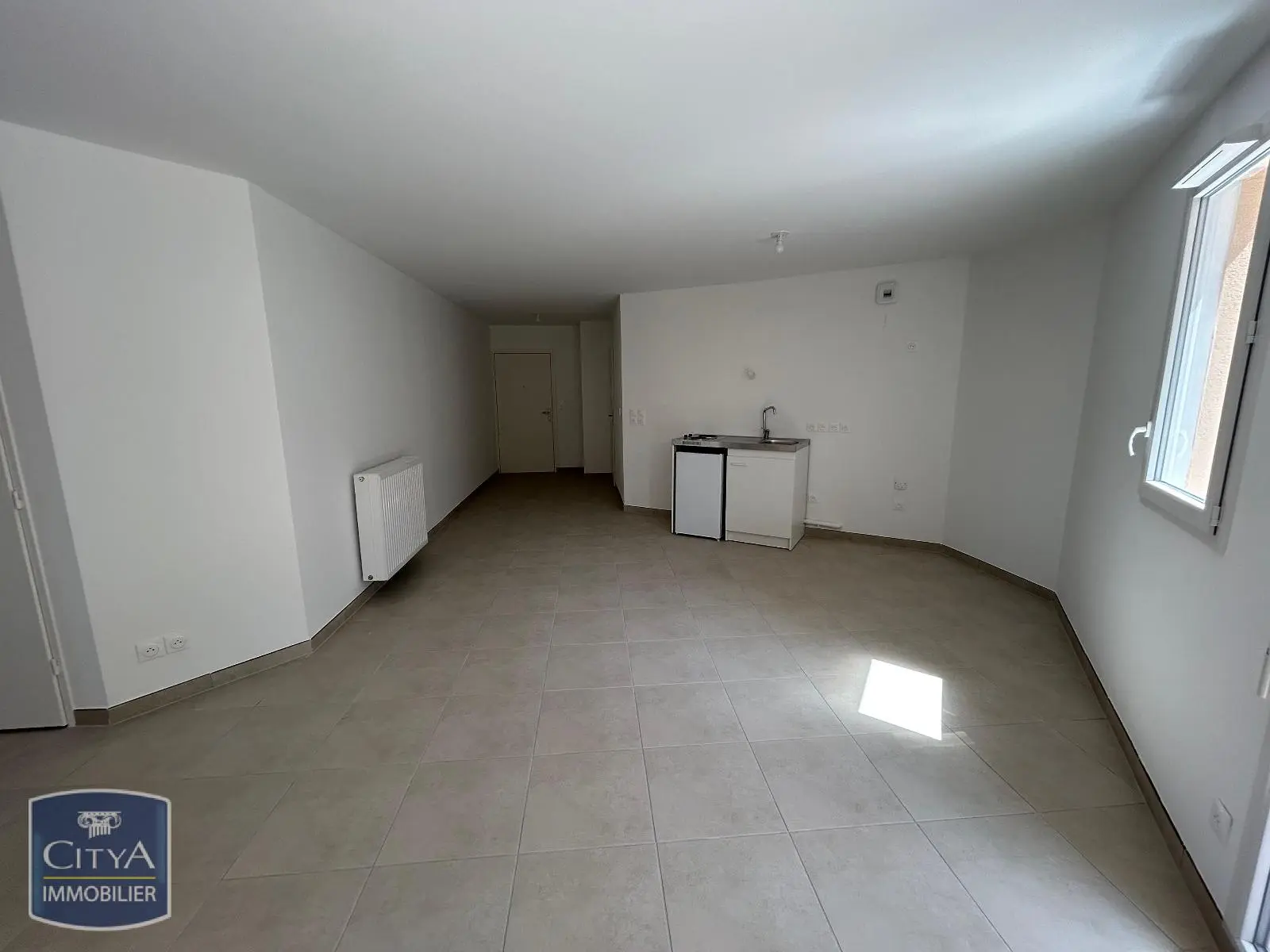 Photo 2 Appartement 1 pièce 48.04m²