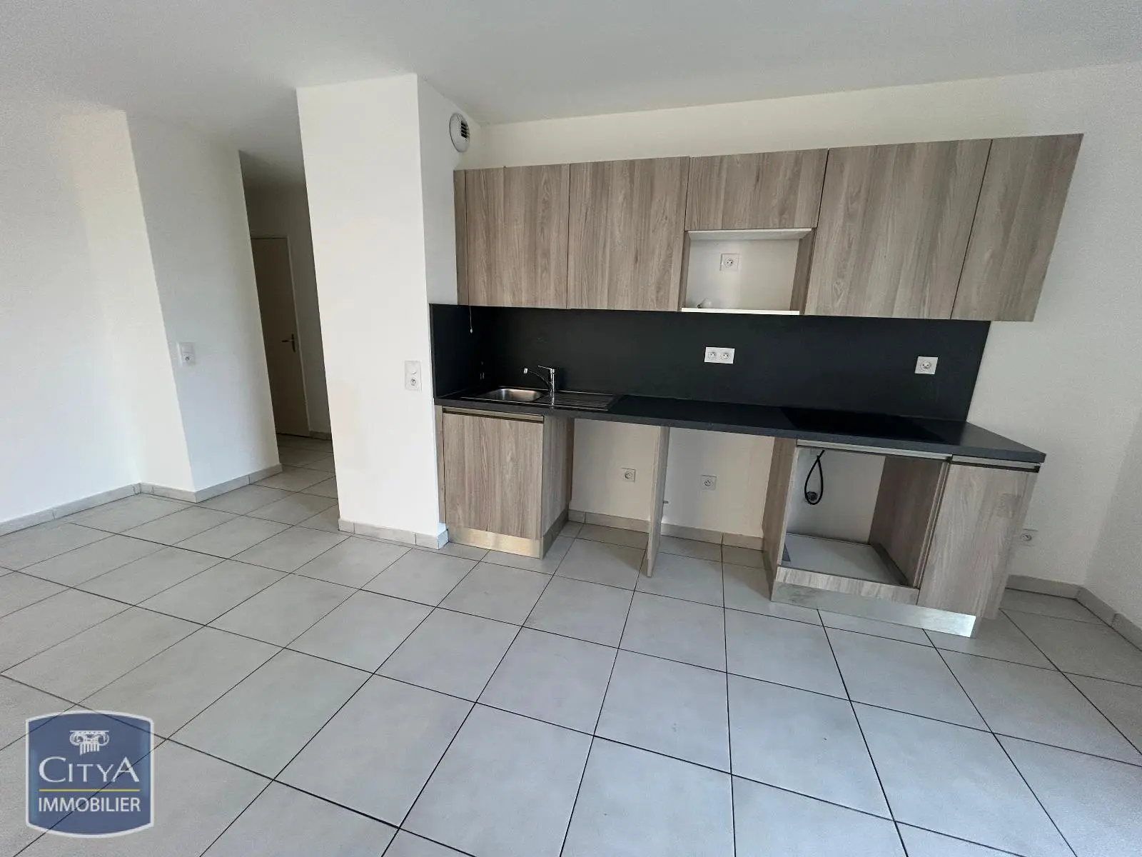 Photo 3 Appartement 4 pièces 76.84m²