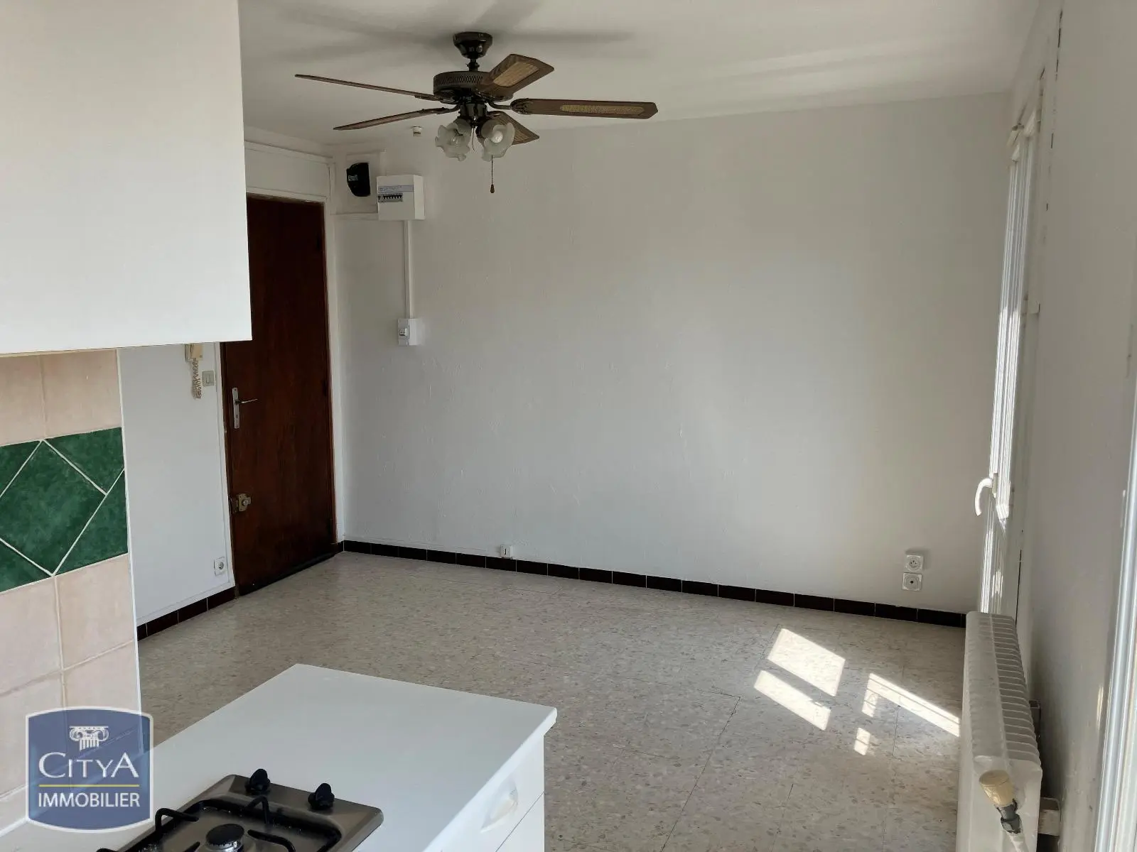 Photo 2 Appartement 1 pièce 19.15m²