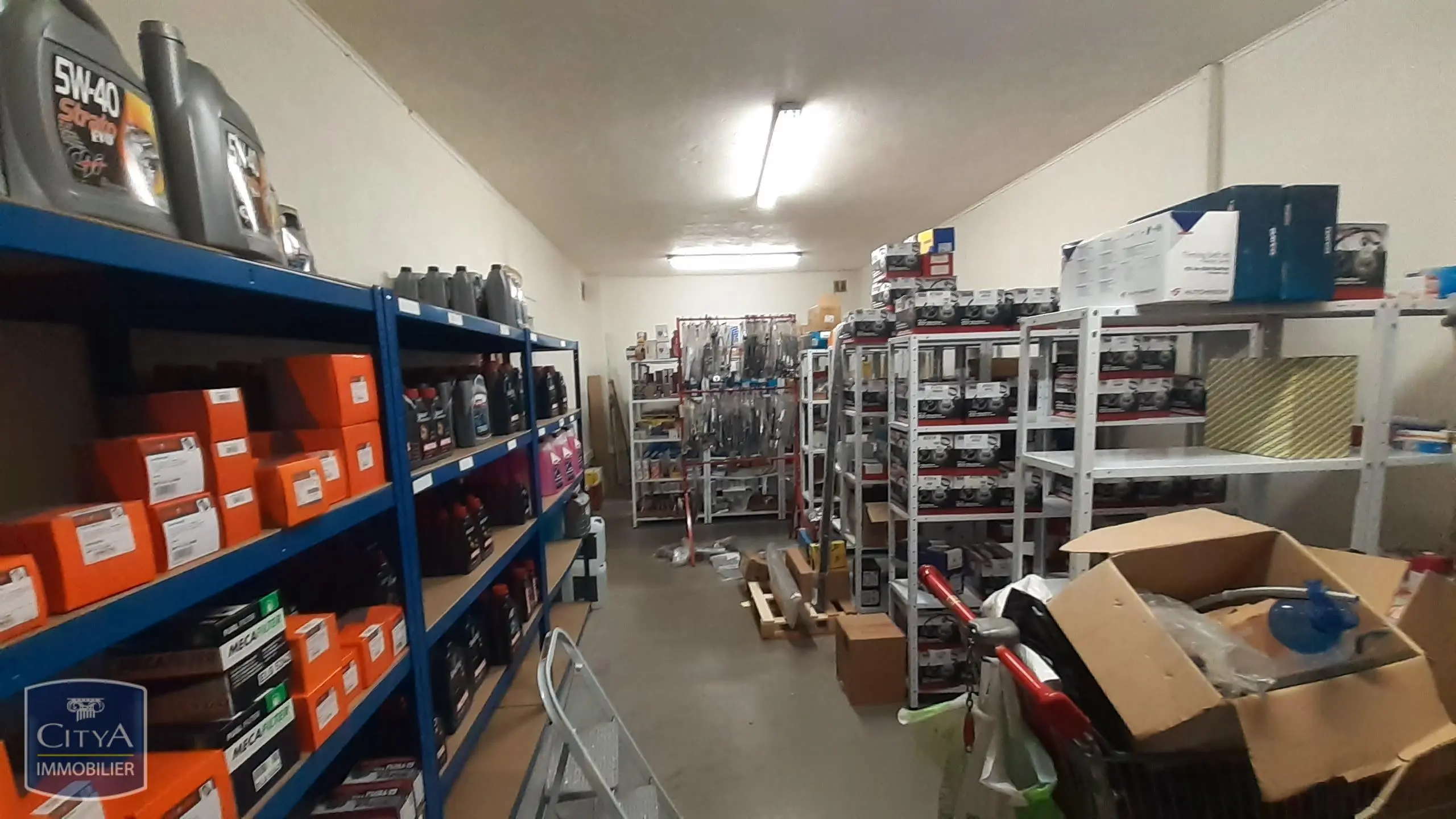 Photo 5 Local Commercial 166m²