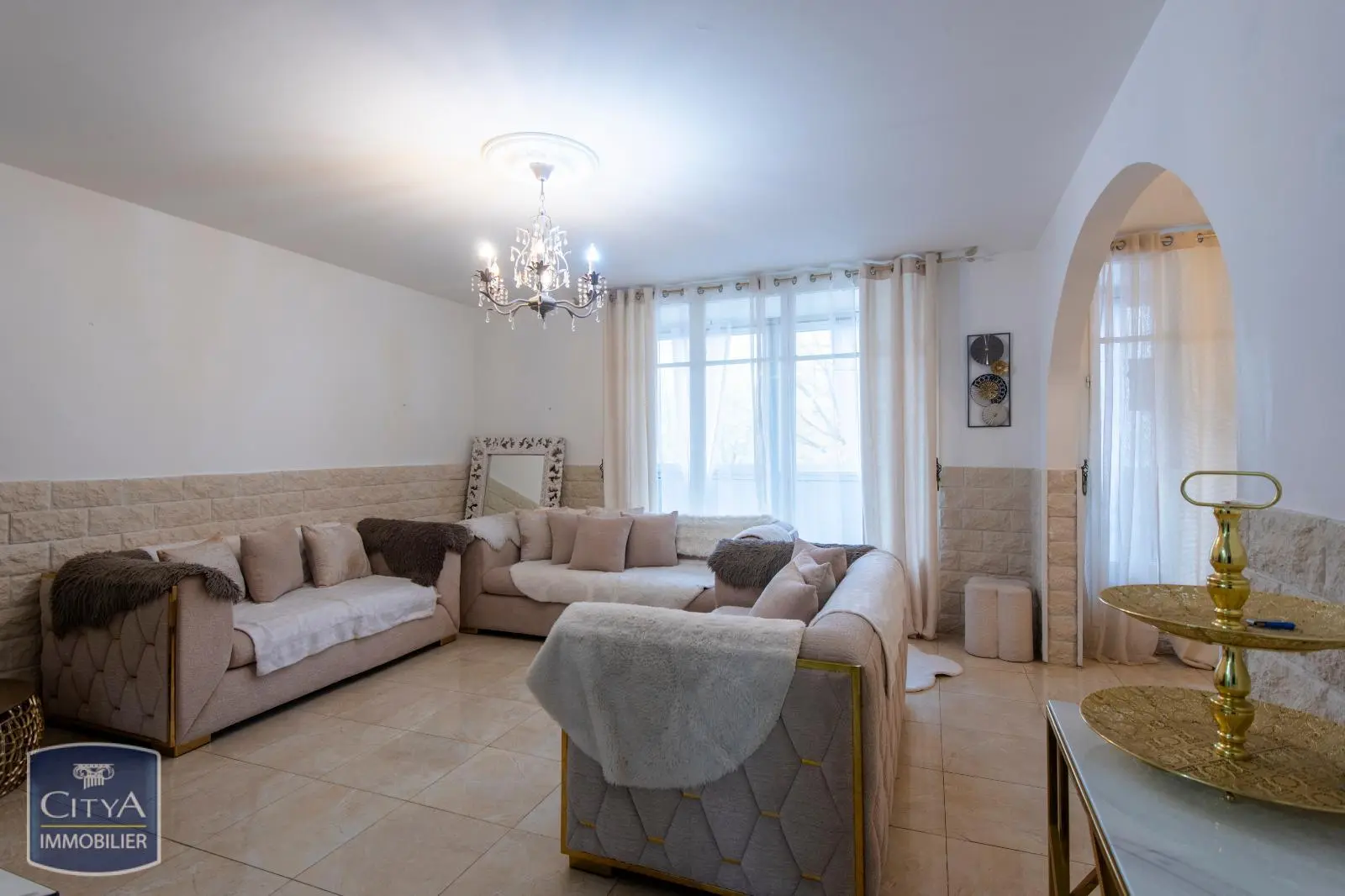 Photo 1 Appartement 4 pièces 93m²