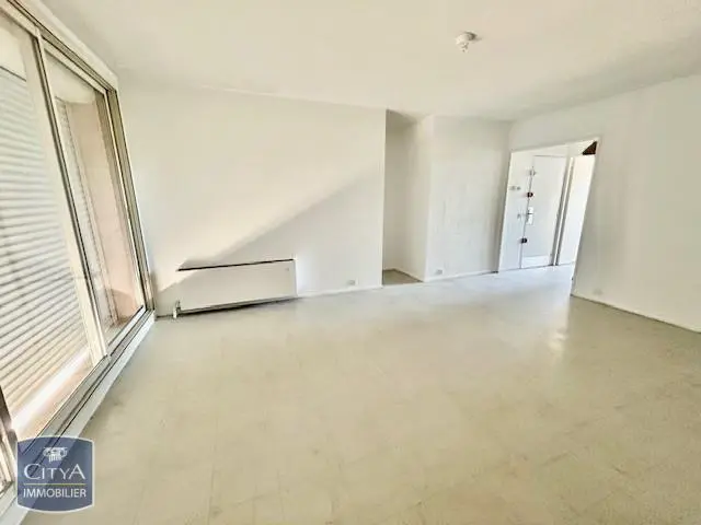 Photo 1 Maison 2 pièces 65m²