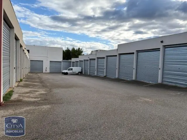 Photo 2 Local Professionnel