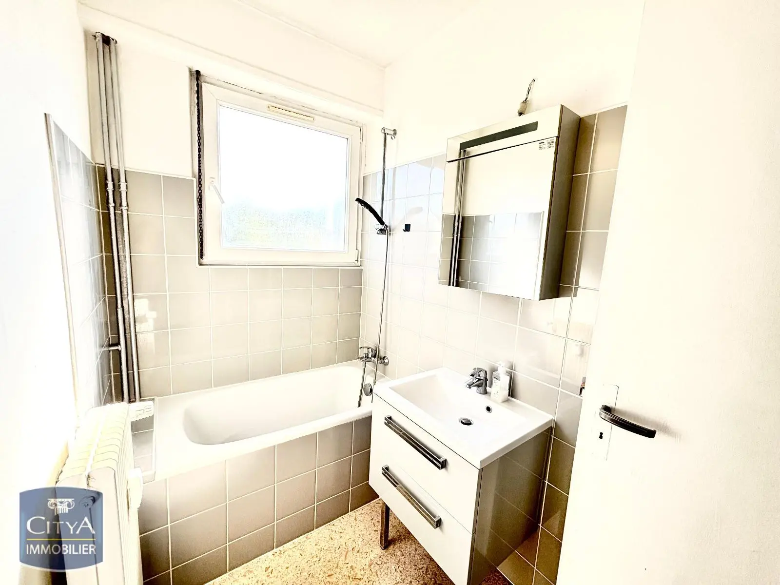 Photo 2 Appartement 3 pièces 55.95m²