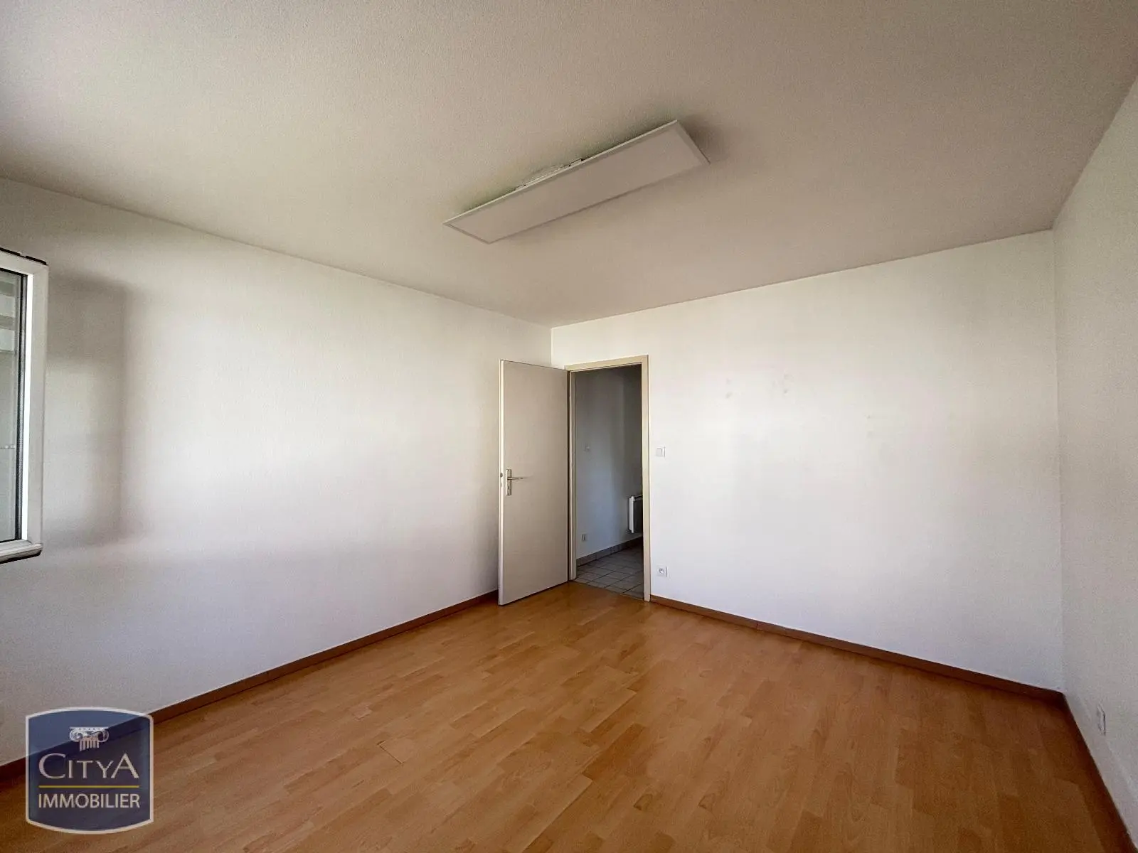 Photo 1 Appartement 1 pièce 28.27m²