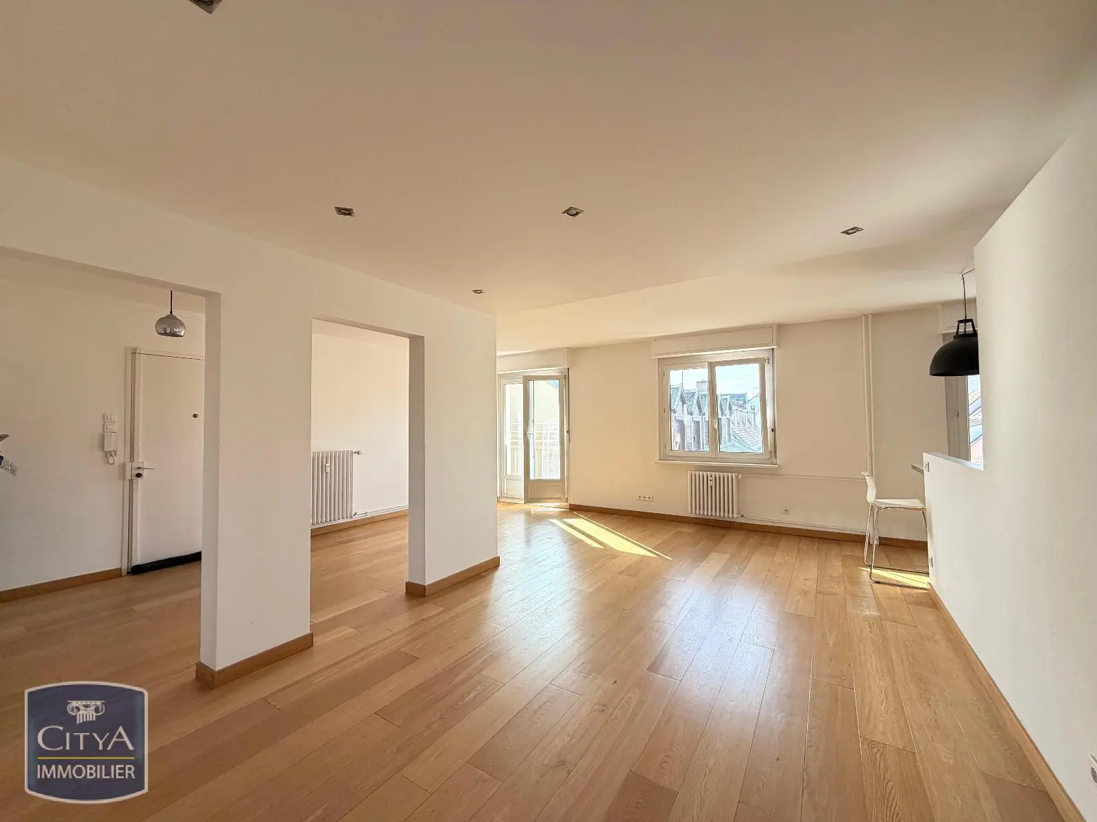 Photo 1 Appartement 4 pièces 89m²