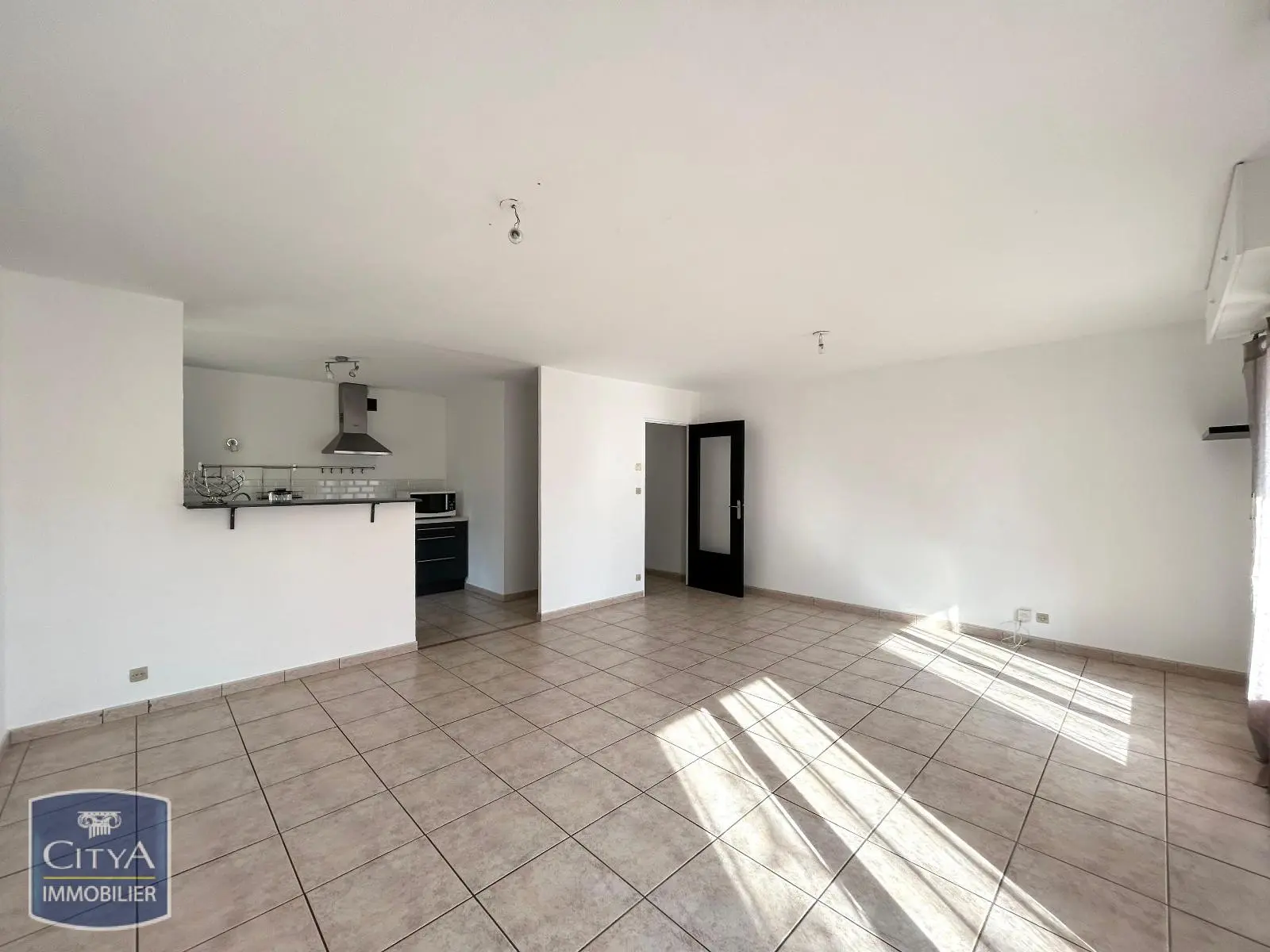 Photo 2 Appartement 3 pièces 74m²