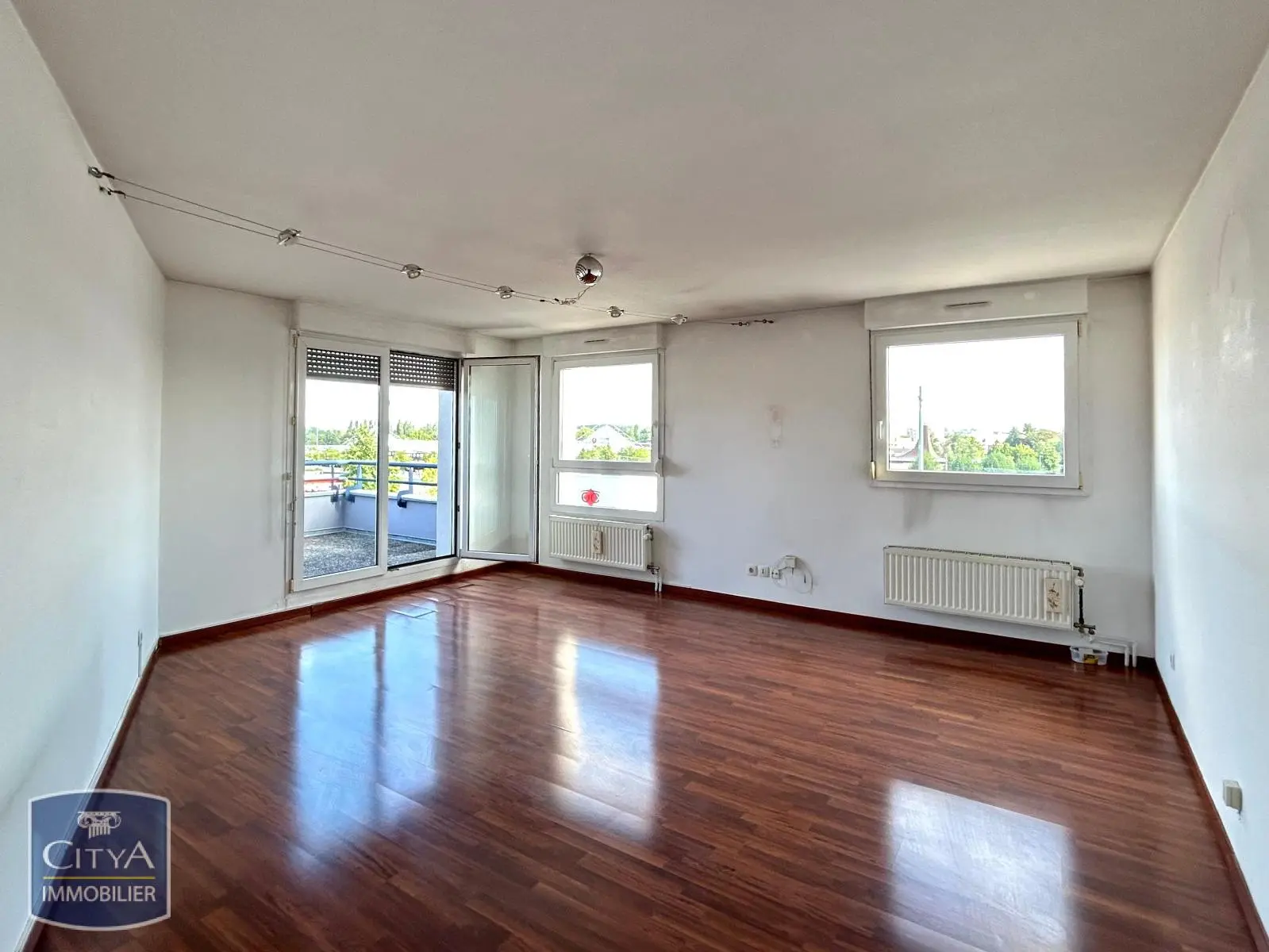 Photo 1 Appartement 2 pièces 57m²