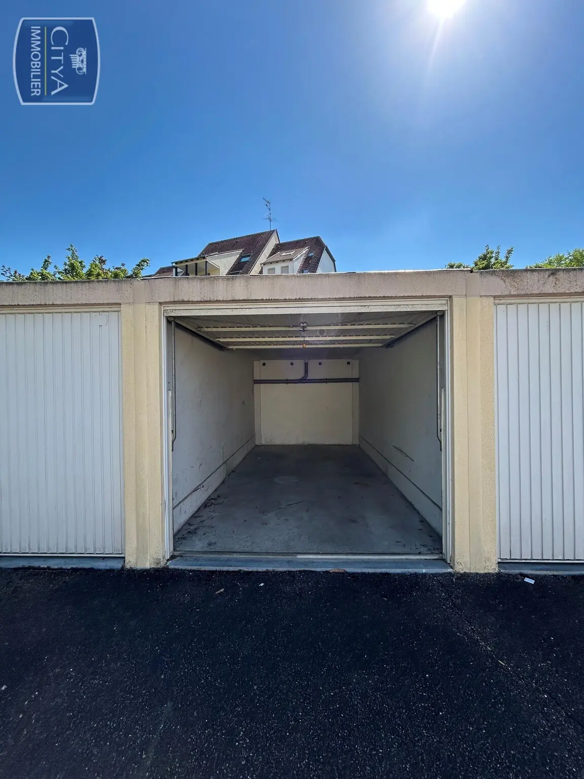 Photo 3 Parking 13m²
