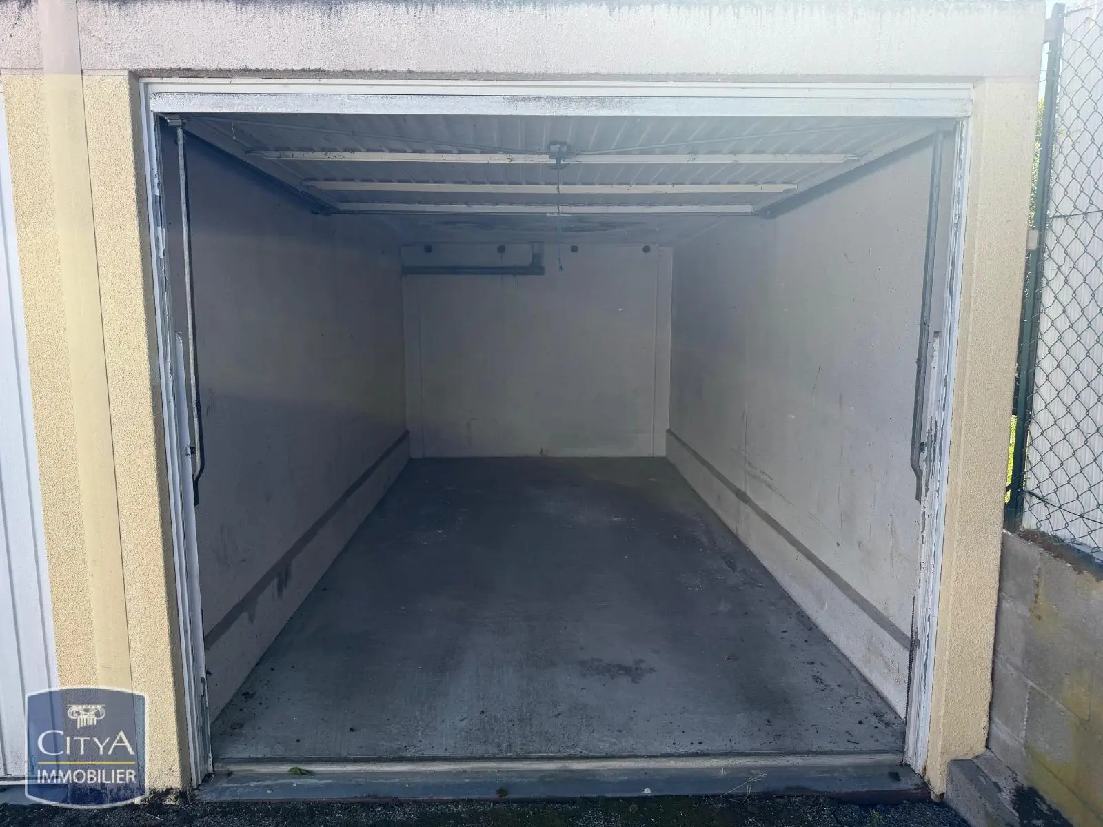 Photo 2 Parking 13m²