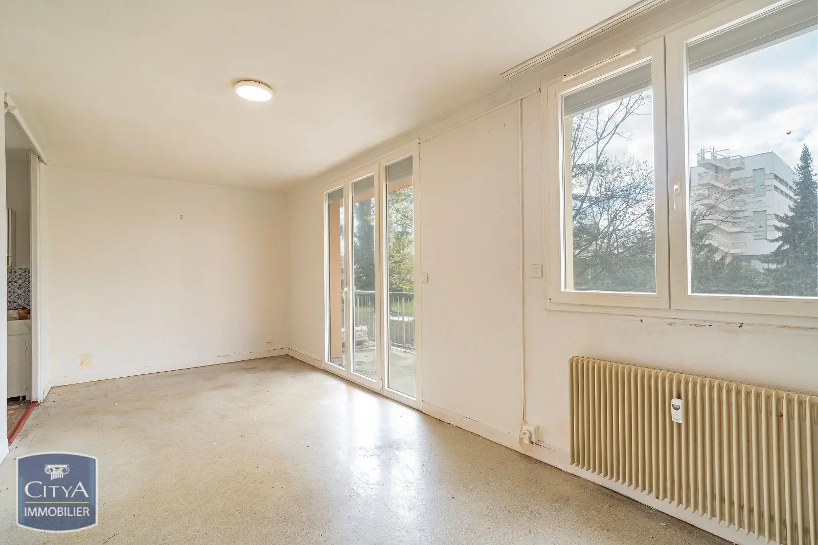 Photo 1 Appartement 1 pièce 26.02m²