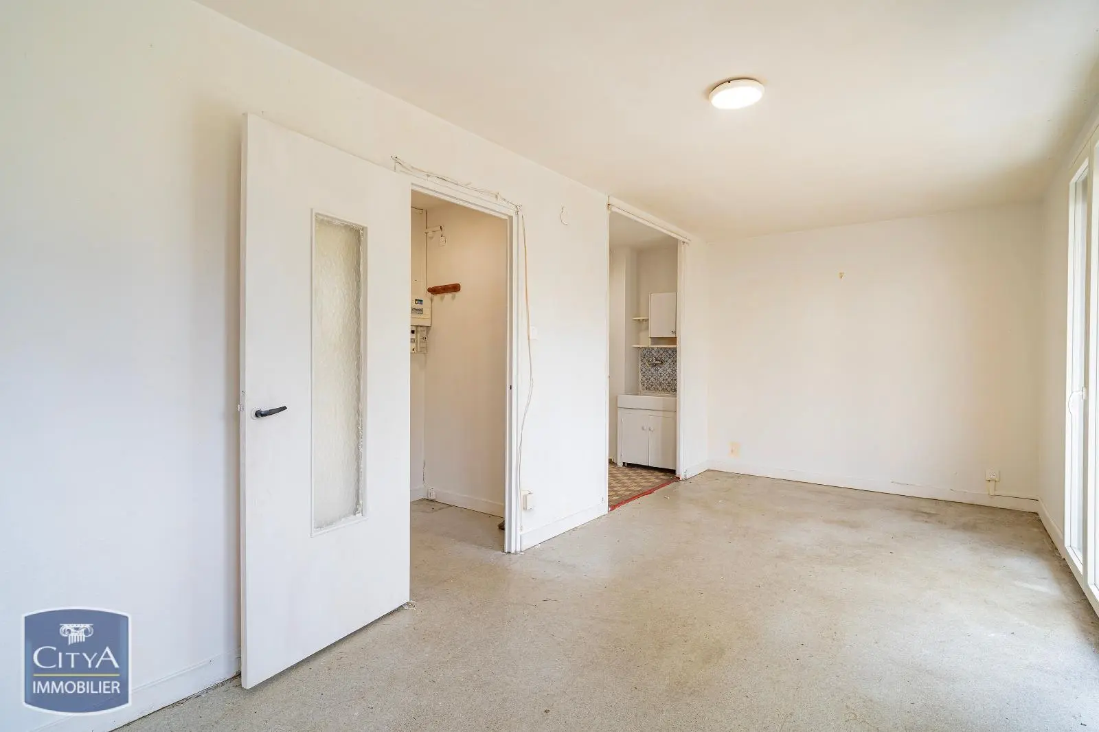 Photo 2 Appartement 1 pièce 26.02m²