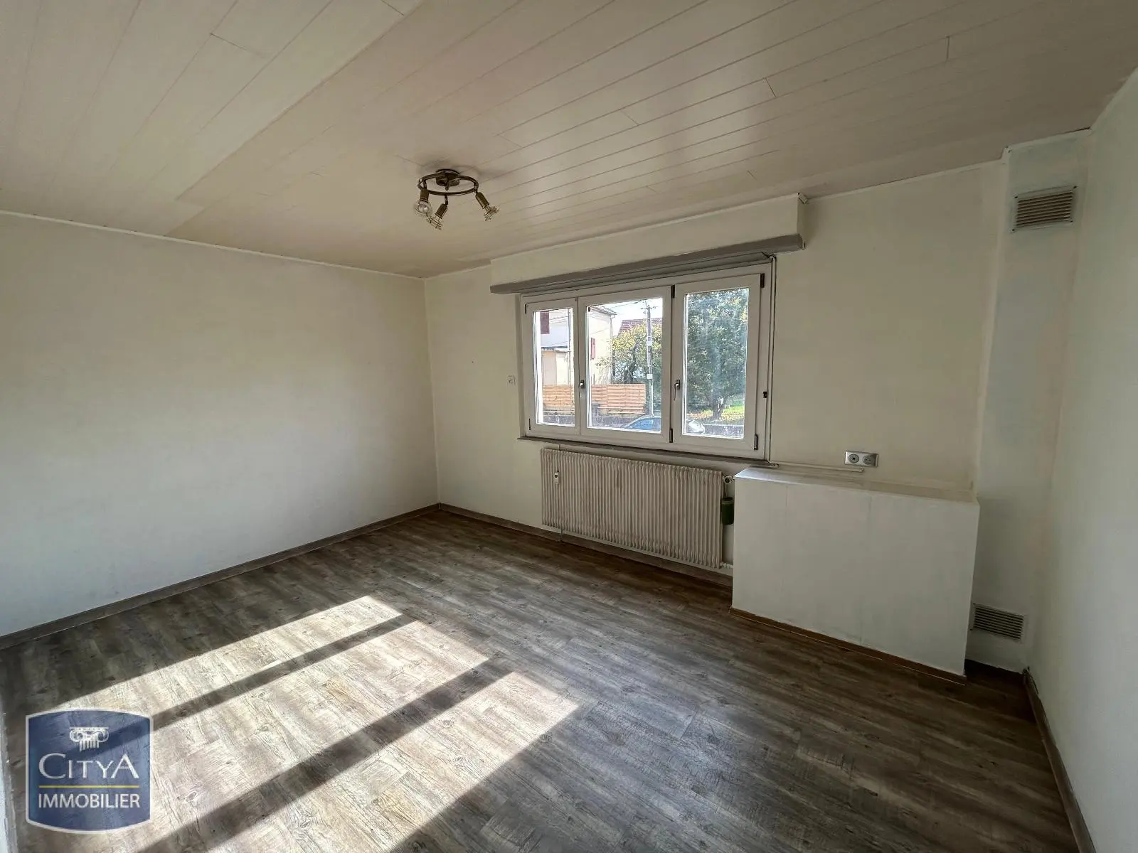 Photo 2 Appartement 4 pièces 100.21m²