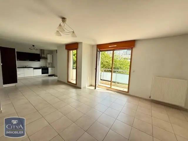 Photo 2 Appartement 4 pièces 100.82m²