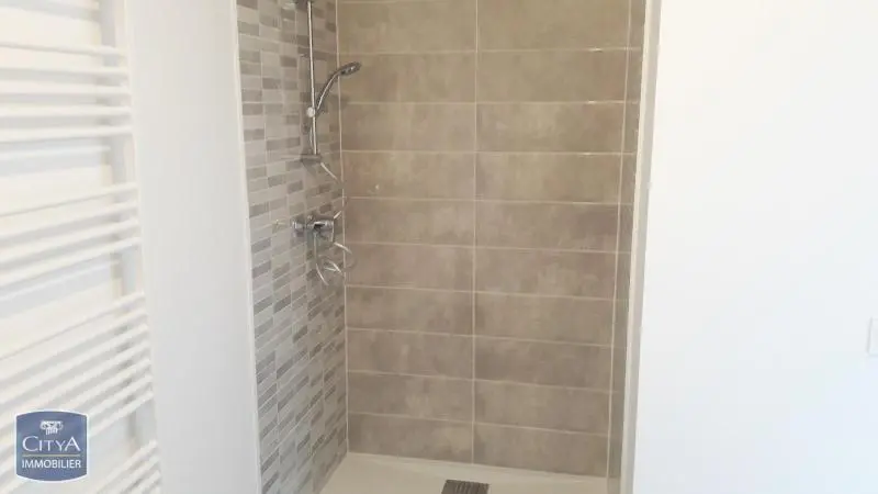 Photo 3 Appartement 1 pièce 23.86m²