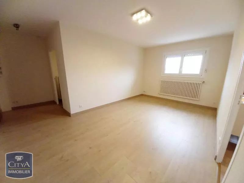 Illustration pour Appartement 1 pièce 34.7m² Photo Appartement 1 pièce 34.7m²