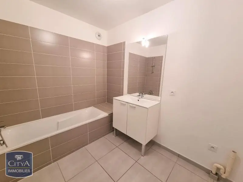 Photo 10 Appartement 4 pièces 112m²