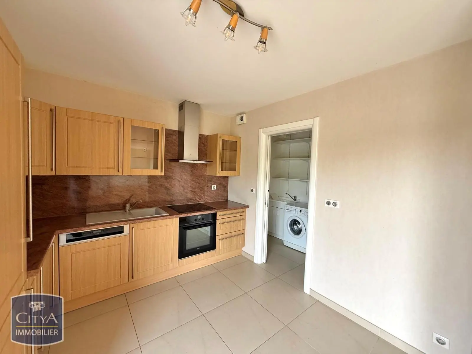 Photo 3 Appartement 5 pièces 137.92m²