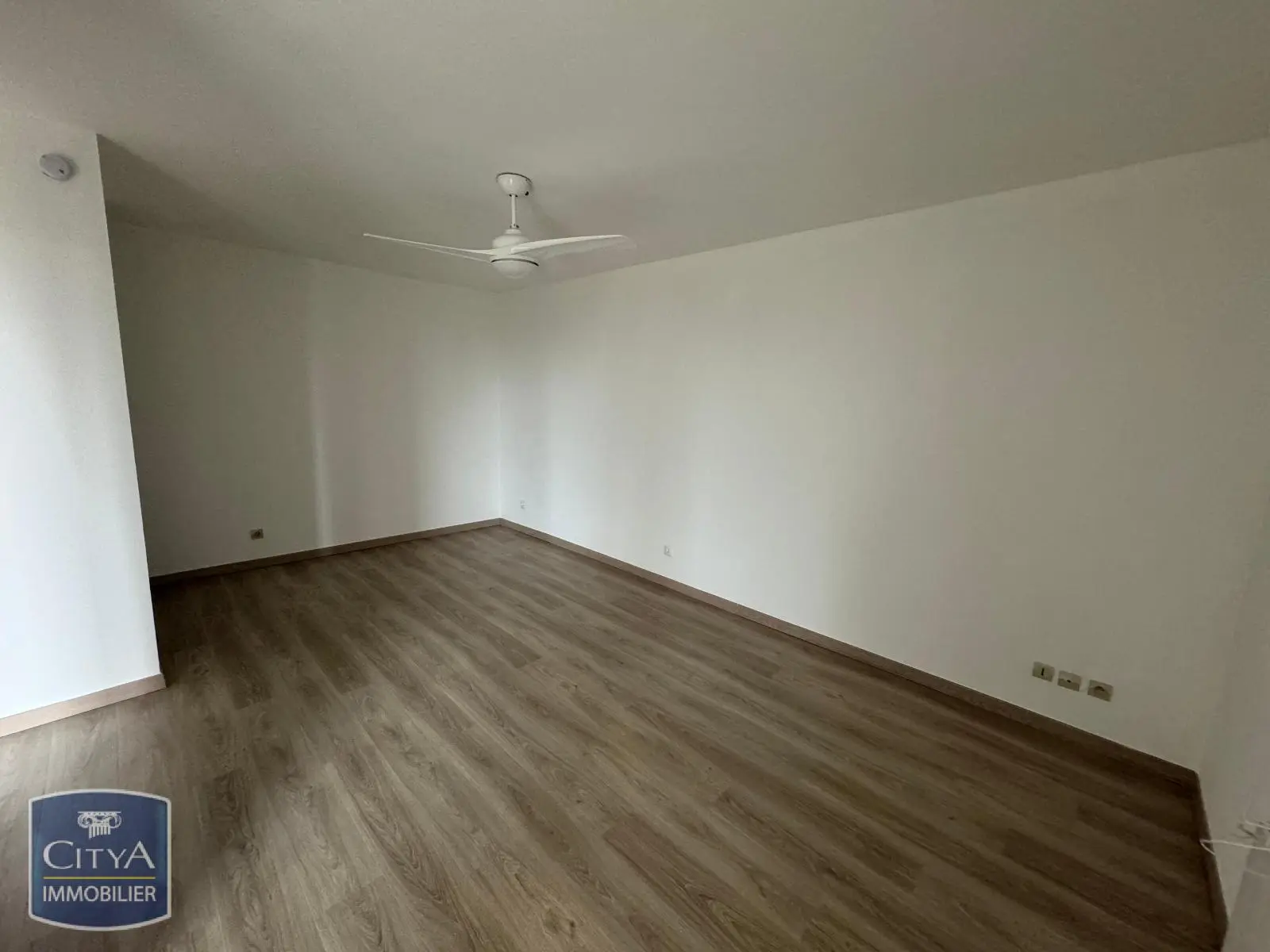 Photo 1 Appartement 1 pièce 33.37m²